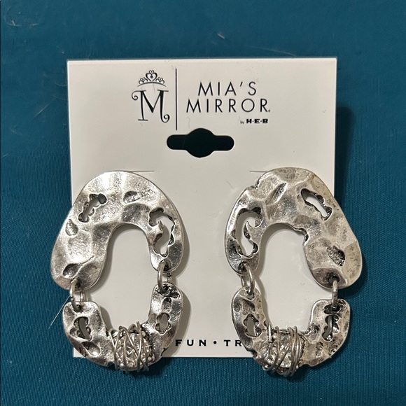 Mia’s Mirror Jewelry - Silver Textured Earrings